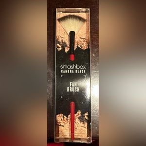 •BRAND NEW• Smashbox Fan Brush
